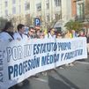 Manifestacnes y protesta ante el Ministerio de Sanidad por un Estatuto propio para los facultativos