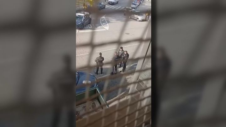 Peleas, orines, ruido e inseguridad por culpa de un 'after' ilegal en Carabanchel