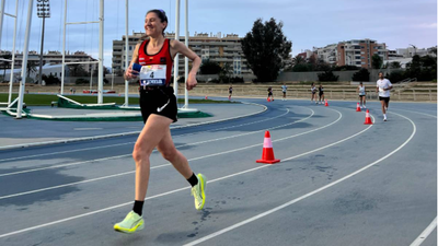 Esther Escanciano bate el récord de Madrid de 100 km ruta
