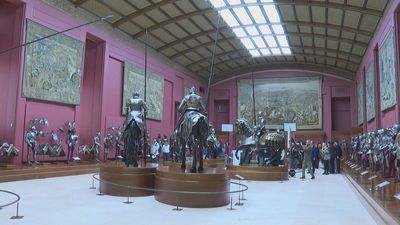 La Real Armería del Palacio Real reabre tras dos años con iluminación renovada y la colección ampliada