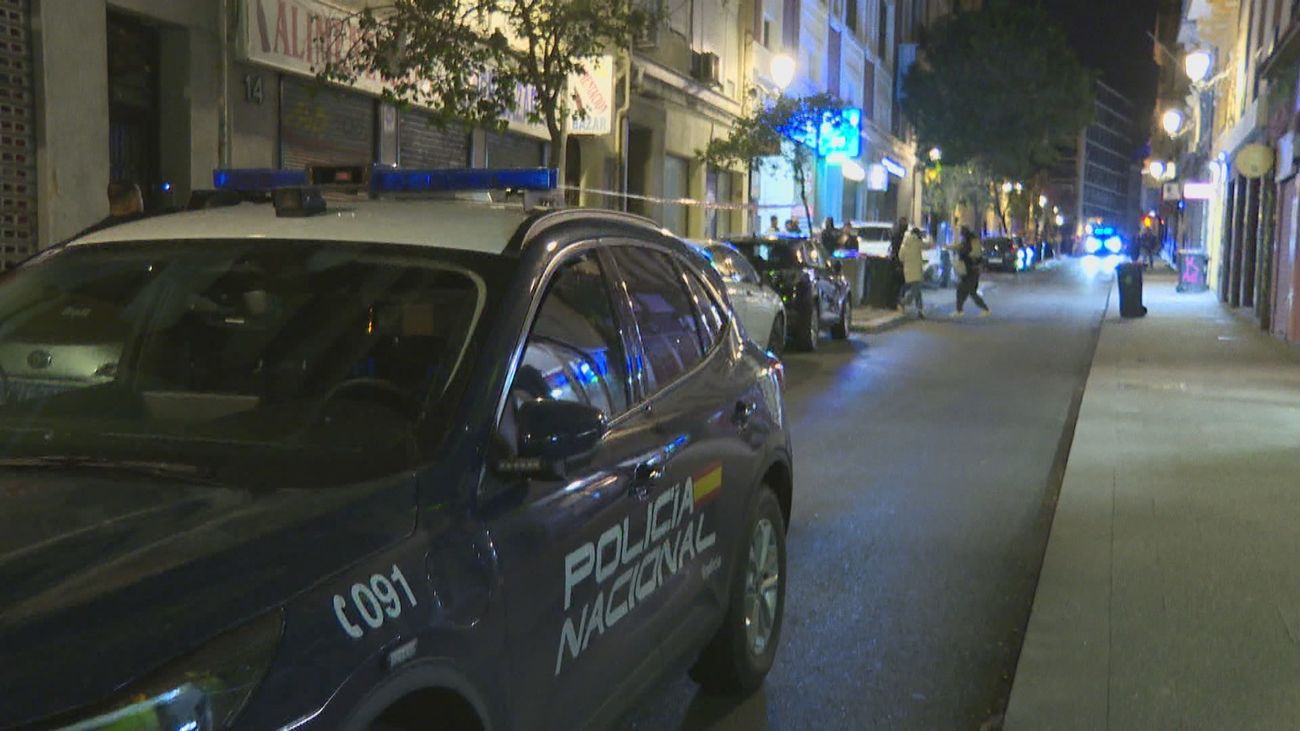 Unos jóvenes frustran un robo con violencia a una turista extranjera en Tirso de Molina