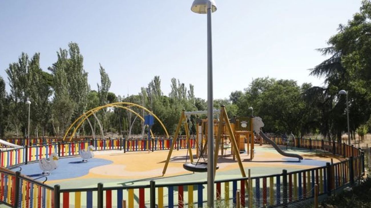 Parque infantil en  Puente de Vallecas