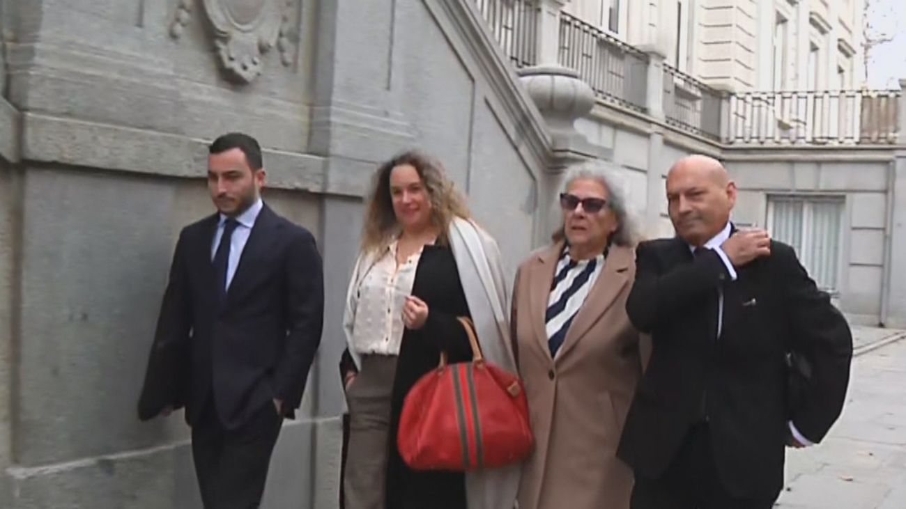 El juicio a Ábalos cierra la semana con la mujer que dijo llevar dinero a la sede del PSOE