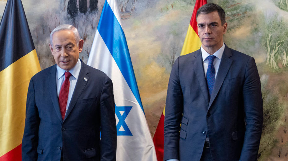 Netanyahu acusa a España de librar "una guerra diplomática" contra Israel mientras Sánchez pide suspender el acuerdo UE-Israel