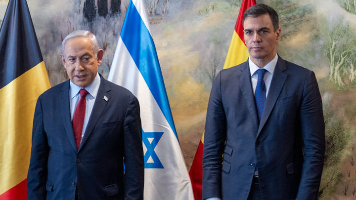 El primer ministro belga, Alexander de Croo; el primer ministro de Israel, Benjamin Netanyahu, y Pedro Sánchez, durante un encuentro en Jerusalén  en 2023