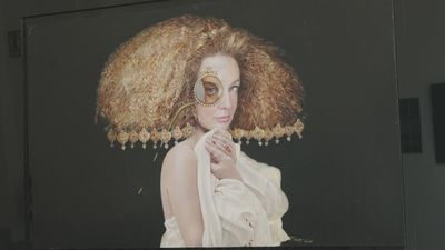 Covadonga Leyva reinventa a las grandes mujeres de la historia en 'Des-caradas'