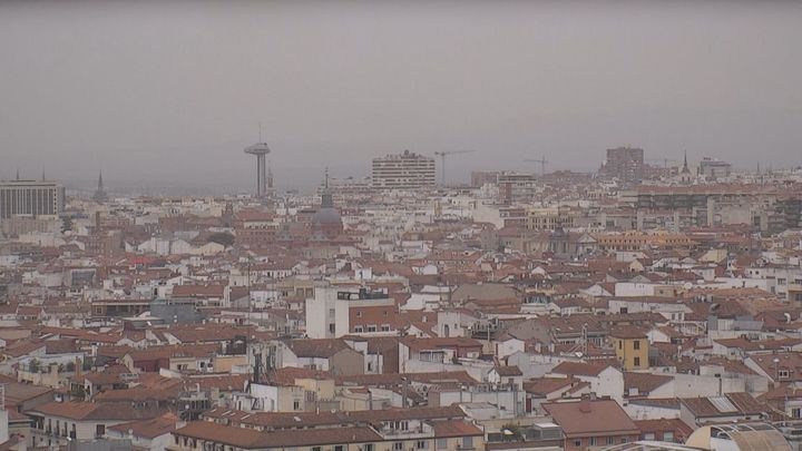 Vuelve el frío este domingo a Madrid con un brusco descenso de temperaturas
