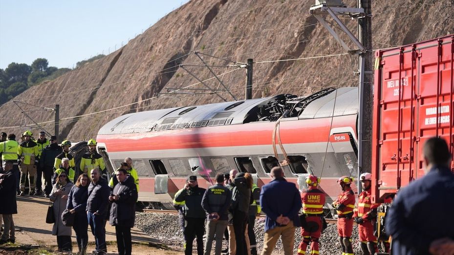 La mujer que sigue hospitalizada en la UCI por el accidente de Adamuz da a luz a un niño