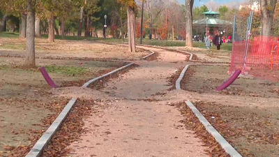 Investigan la muerte de un joven en el Cerro Almodóvar, en Villa de Vallecas: convulsionó y sus acompañantes huyeron