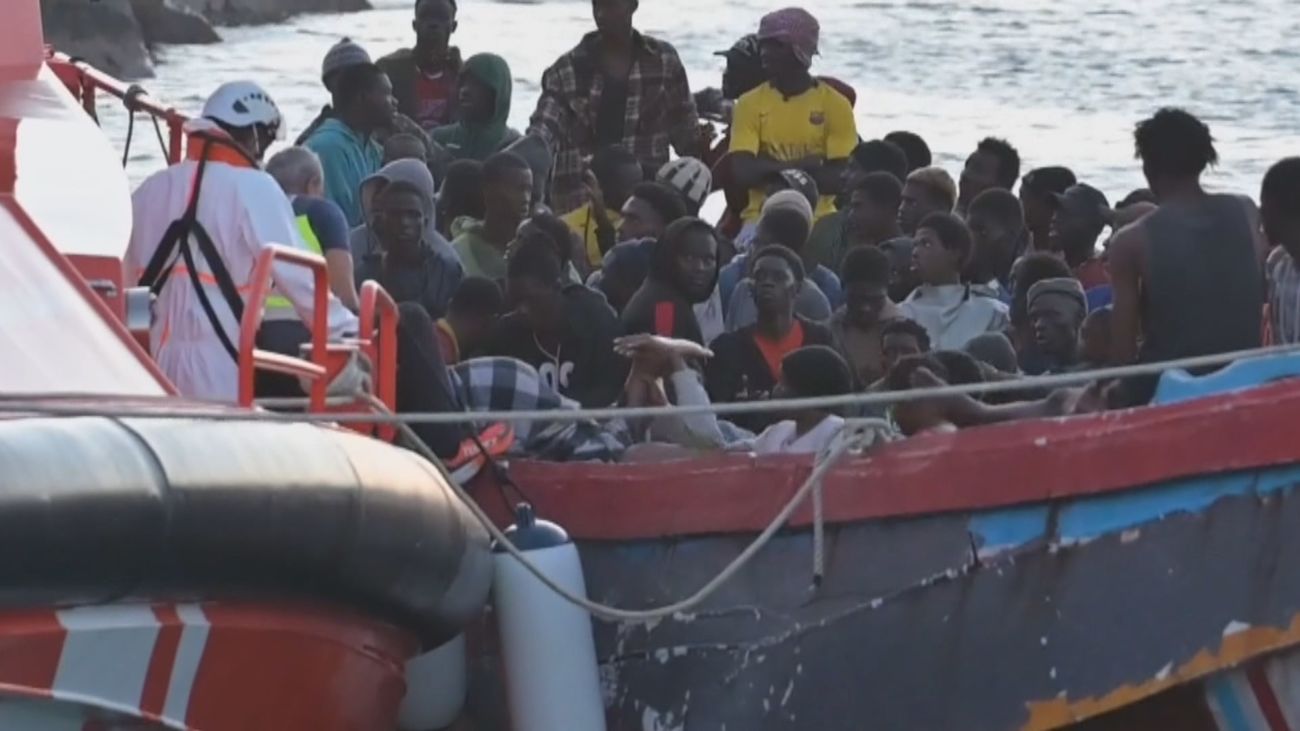 El Gobierno prevé aprobar este martes la regularización extraordinaria de medio millón de migrantes