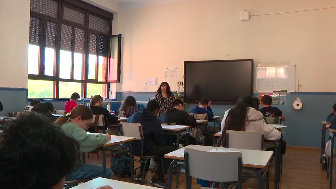 Más de 280.000 alumnos de Madrid evalúan sus conocimientos