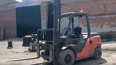 Muere un hombre en un accidente laboral en Vicálvaro tras golpearse la cabeza con un toro mecánico