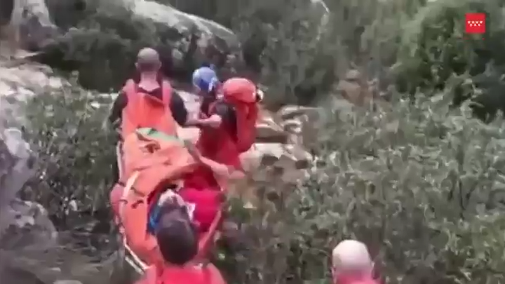 Rescatado un montañero en La Pedriza tras sufrir un esguince: fue evacuado a pie por el fuerte viento
