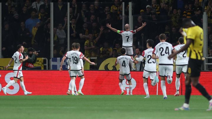 AEK - Rayo Vallecano / EFE