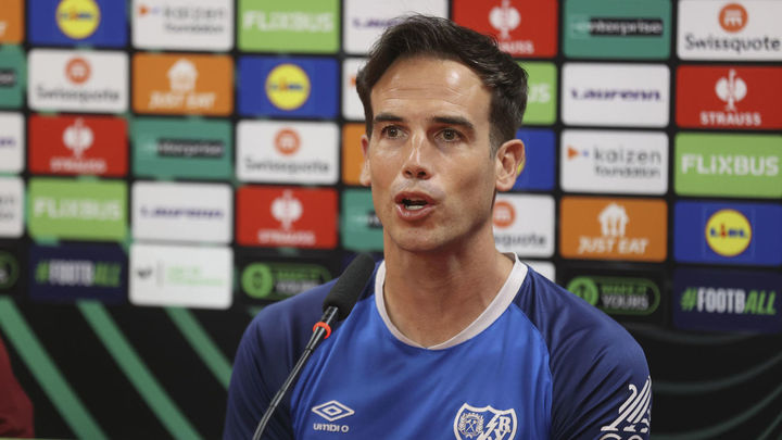 Iñigo Pérez, sobre el AEK: "No hay que pensar en proteger la renta de tres goles"