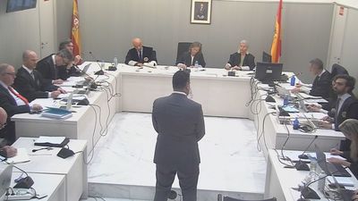Policías confirman que realizaron un volcado de información del móvil de Bárcenas