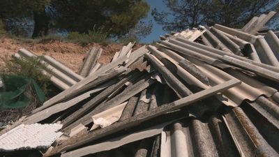 Vertederos ilegales en Loeches: amianto, restos de cultivos de marihuana y peligro de incendios