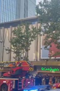 Declarado un conato de incendio en una de las chimeneas del Corte Inglés de Serrano