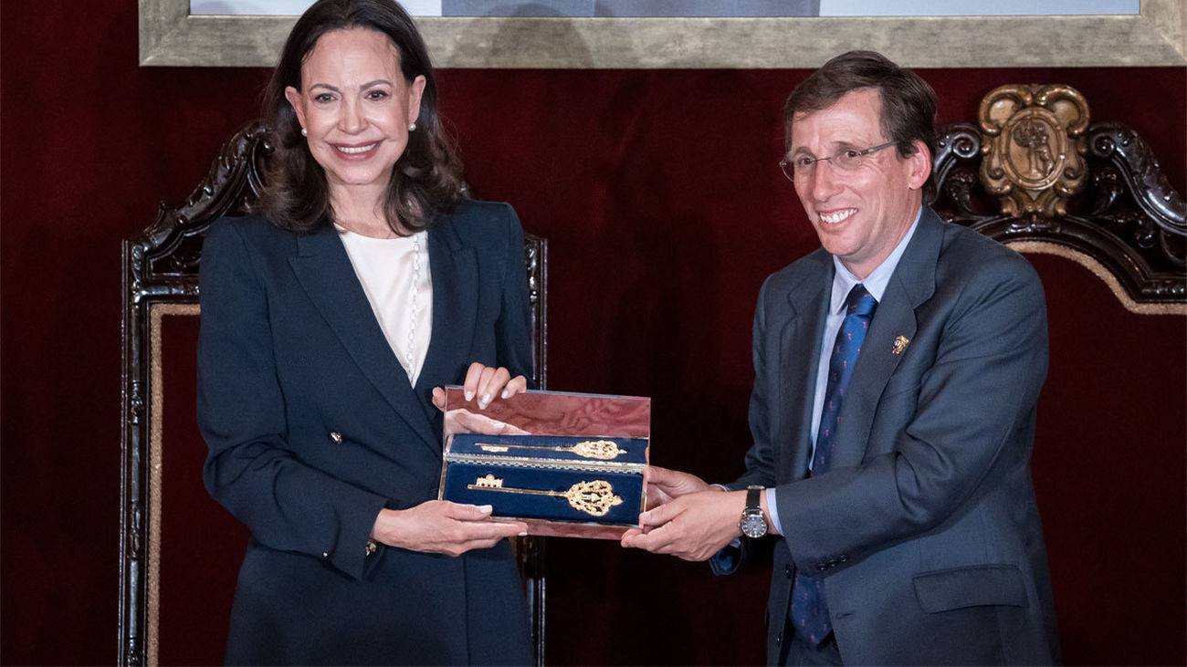 Almeida ante Mª Corina Machado: "Después de la noche oscura siempre llega la luz"