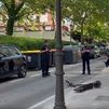 Grave una mujer de 53 años tras chocar su patinete con un coche en la calle Baja de la Iglesia,  Aravaca