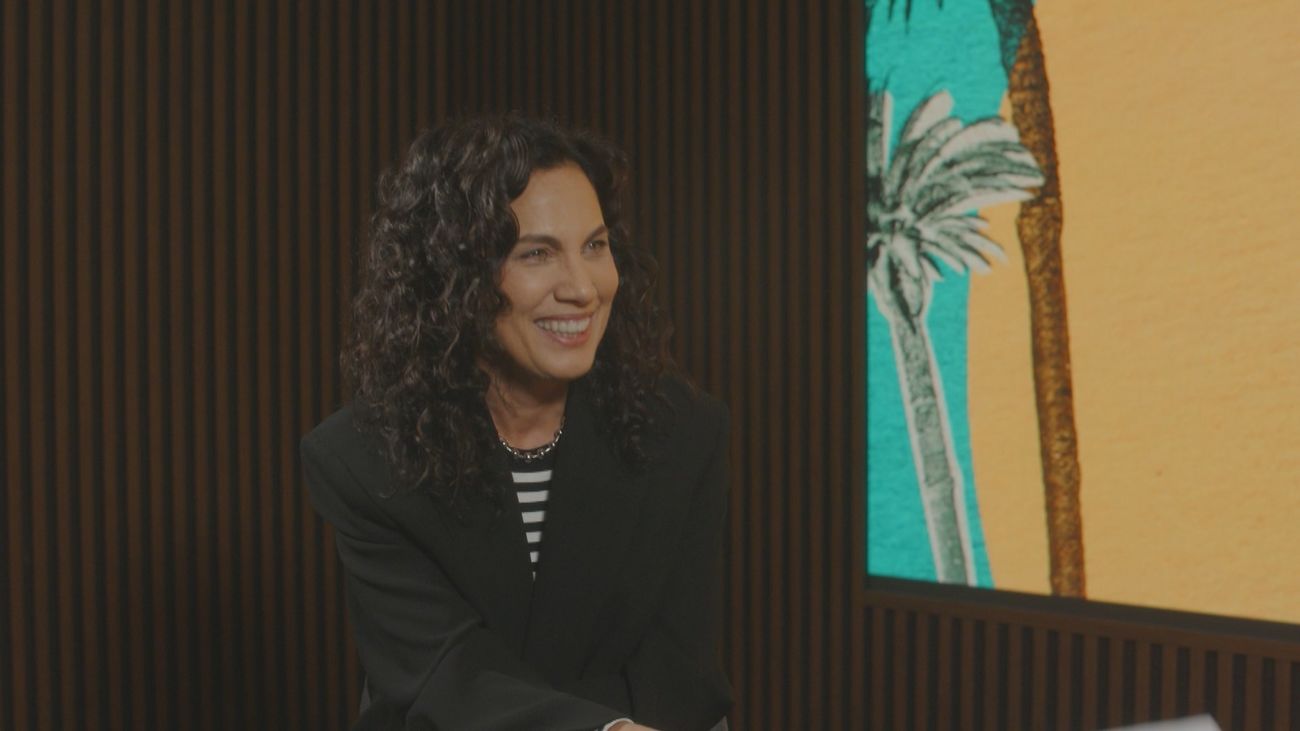 Toni Acosta reivindica sus raíces canarias en 'A una isla de ti'