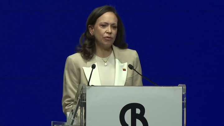 Machado: "No hay sociedad tan decidida a avanzar hacia la democracia como la venezolana"