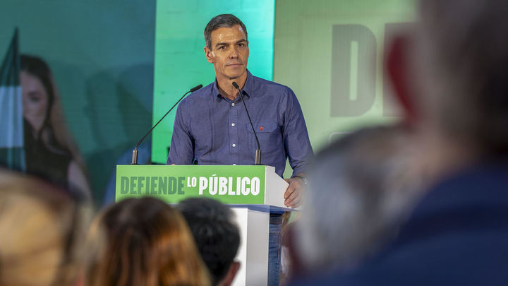 Pedro Sánchez en acto de precampaña de las elecciones andaluzas en Gibraleón (Huelva)