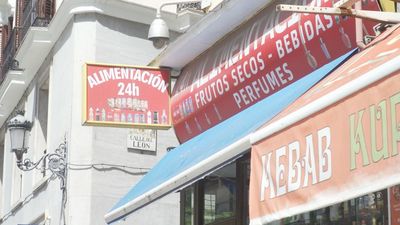 Los '24 horas' se comen el centro de Madrid: basura, incivismo y vecinos hartos