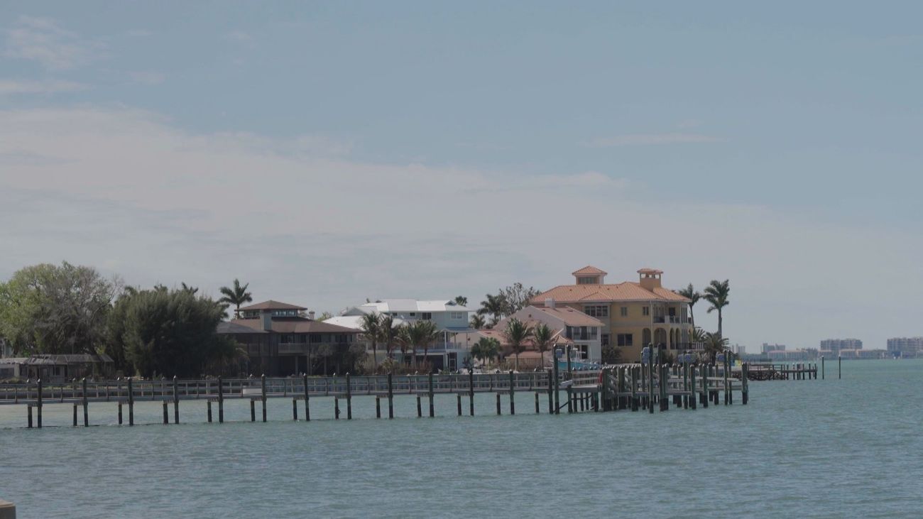 Lujo, exclusividad, mansiones y cochazos en una de los estados más lujosos de EEUU: Florida