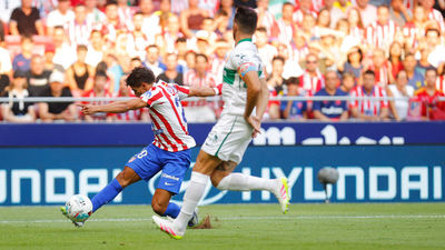 El Atlético de Madrid se enfrenta al Elche sin tiempo para el lamento
