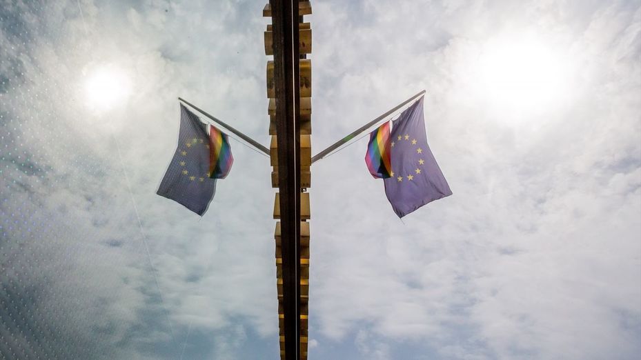La justicia europea sentencia que Hungría infringió los valores de la UE con su ley anti LGTBI+
