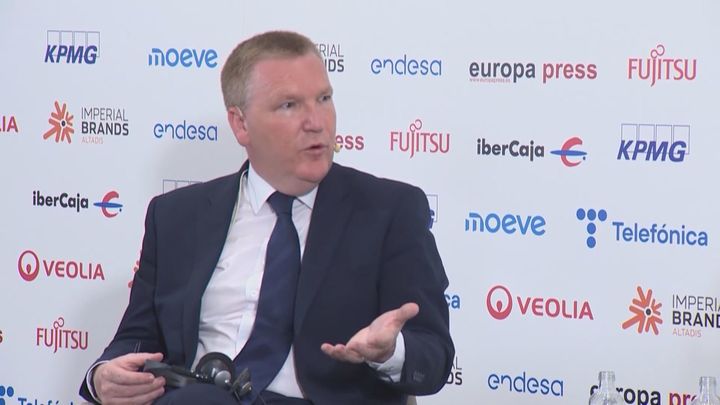 El comisario europeo de Justicia, tras el choque Gobierno-Peinado: "La separación de poderes es importante"