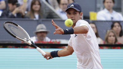 Rafa Jódar remonta en su debut en el Mutua Madrid Open