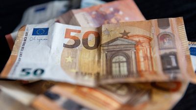 La deuda pública marca récord en 1,723 billones, pero baja al 101,2% del PIB en febrero