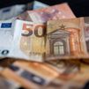 Imagen de archivo de billetes de euro