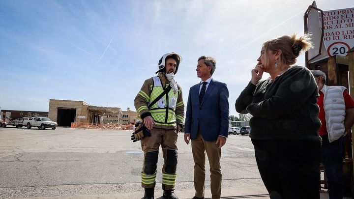 Burgos agradece a Madrid la cesión gratuita de 40 autobuses urbanos tras el incendio : "Es un balón de oxígeno"