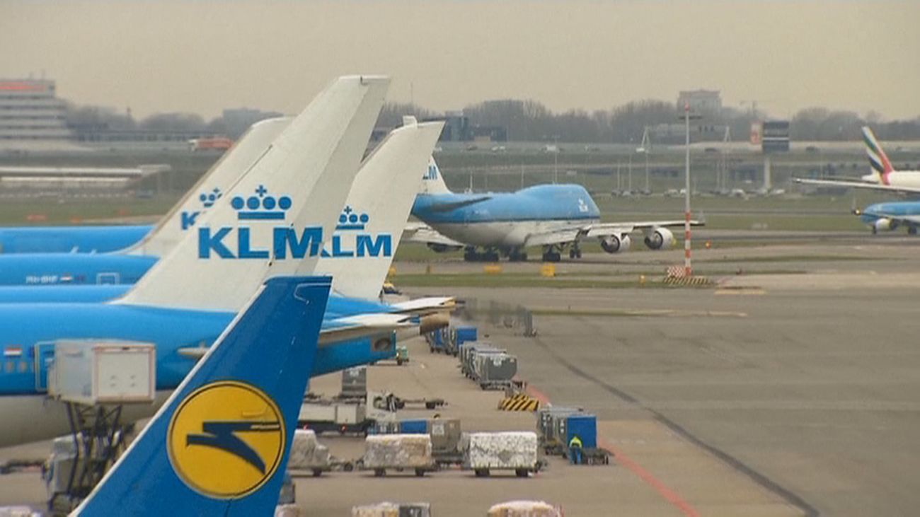 Bruselas plantea compartir queroseno para evitar problemas en la aviación