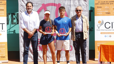 Ailish García Fernández y Daniel Eusamio, campeones de Madrid júnior de tenis