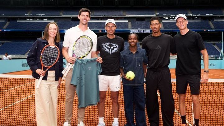 Nadal, Courtois, Sinner y Bellingham estrenan la pista de tenis del Bernabéu