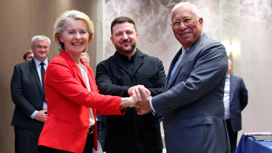 La UE aprueba el préstamo a Ucrania mientras Zelenski reclama su integración plena y no simbólica
