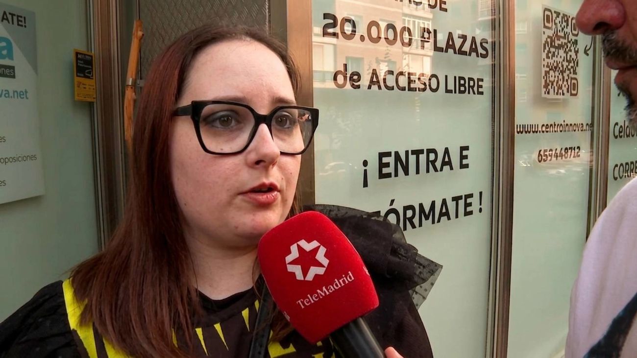 1.000 opositores se quedan sin clases ni dinero por el cierre repentino de una academia de oposiciones en Madrid y Sevilla