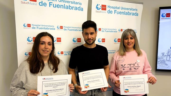 El Hospital de Fuenlabrada entrega los premios de su concurso de relato breve en el Día del Libro