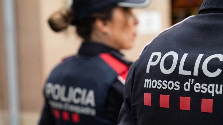 Una mujer de 34 años muere apuñalada por su pareja en Barcelona