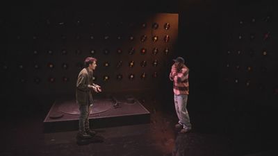 'Guayominí' llega a Nave 10: humor ácido sobre el precio del éxito