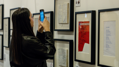 El Instituto Cervantes celebra la palabra escrita con manuscritos de grandes autores