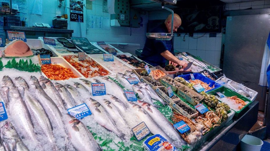 Madrid impulsa el relevo generacional mediante la formación en carnicería y pescadería