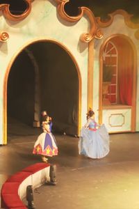 El Teatro Circo Price reinventa Cenicienta a ritmo de acrobacias