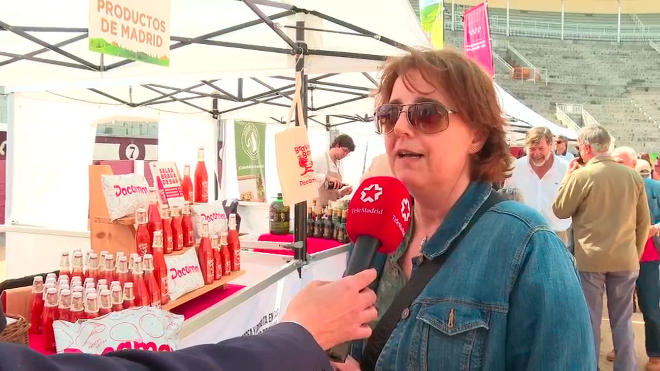 La plaza de toros de las Ventas se convierte en un gran mercado agrario de productos madrileños