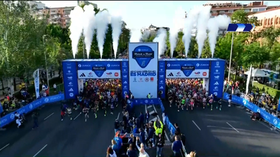 Así fue la salida del Maratón: 47.000 corredores en las calles de Madrid