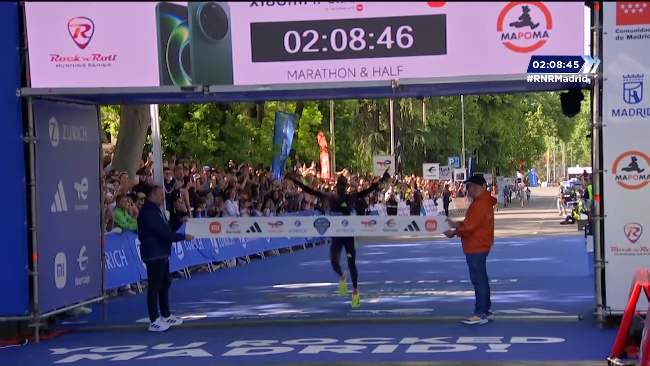 Chematot y Girma dominan el maratón de Madrid con una fiesta de 47.000 participantes